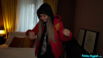 titjob,cumshot,trimmed-pussy,outdoors,indoors