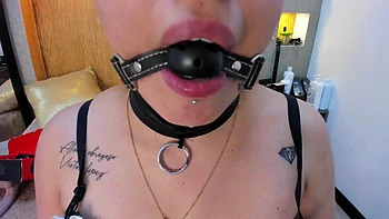 black-and-ebony,solo,fetish,tits,small-tits