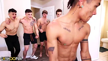 doggy-style,big-butt,big-cock,cumshot,missionary