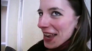 amateur,doggy-style,brunette,cumshot,babes