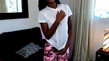 amateur,solo,babes,striptease