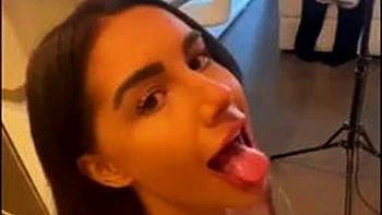 hardcore,amateur,sex-toys,threesome,missionary