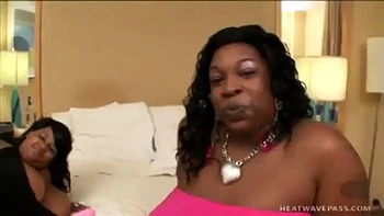 licking,bbw,black-and-ebony,lesbian