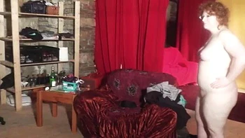 amateur,milf,striptease,behind-the-scene,brunette