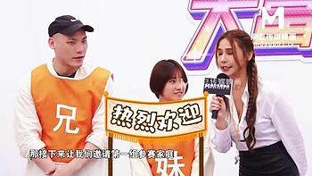 licking,massage,hardcore,public-nudity,lesbian