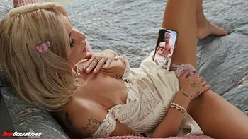 hardcore,small-tits,tits,big-cock,cute