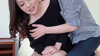 asian-big-tits,busty-asian,busty-amateur,pick-up,amateur-wife