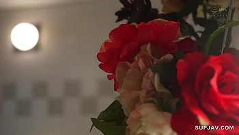 brunette,creampie-milf,japanese,mom,japanese-creampie