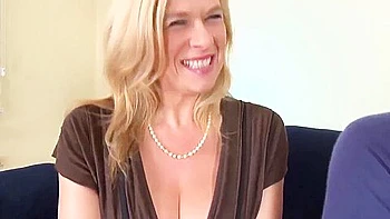 titjob,knockers,busty,milf-big-ass,german