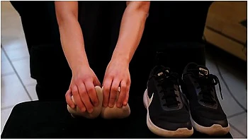 german,fetish,foot-fetish,reality,amateur