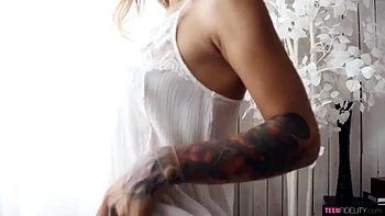 hardcore,tits,missionary,creampie,brunette