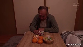 brunette,asian,asian-wife,asian-creampie,japanese-creampie