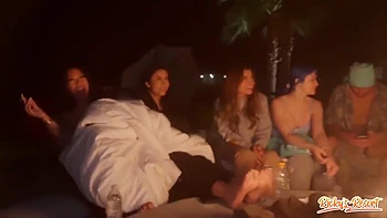 booty,mom,big-cock,big-ass,italian