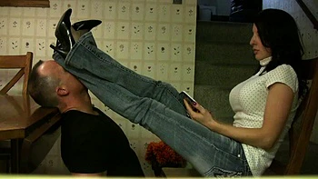 feet,nylons,matures,bdsm,milf