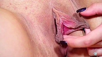 teens,juggs,thick,blonde,melons