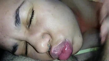 brazilian,handjob,mouth-fetish,close-up,handjob-cumshot