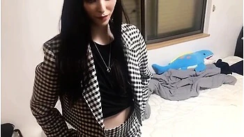 hd,long-nails,slim,solo-female,amateur-solo