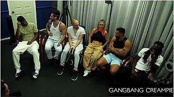 lift-fuck,casting,missionary,blowjob,gonzo