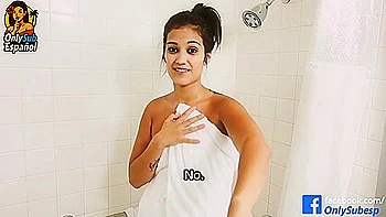 brunette,teen-18,small-tits,young-18,hd