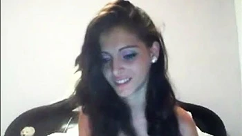 amateur,teens,babes,striptease,public-nudity