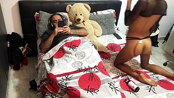 brunette,amateur,latina,masturbation,black-and-ebony