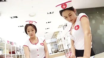 babes,tits,insertion,big-tits,big-butt