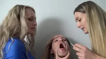 porno,lesbian-domination,domination,submissiv,sexy