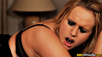 milf,amateur,doggystyle,big-ass,interracial