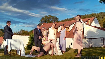 fetish,lingerie,shaved-pussy,nylon,reality