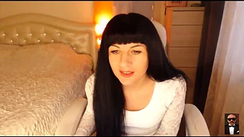 masturbation,tits,brunette,small-tits,milf