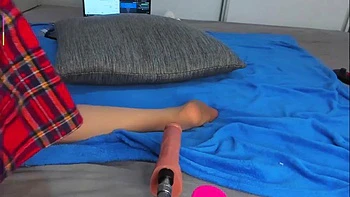 solo,big-butt,milf,sex-toys,cute