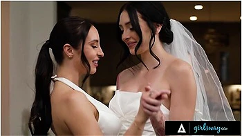 fishnet,pussy-rubbing,oral,pawg,passionate-sex