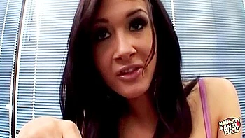 pov-point-of-view,throat,assfucking,booty,booty-shake