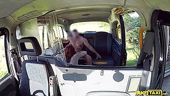 booty,red-head,trimmed-pussy,cowgirl,natural-tits