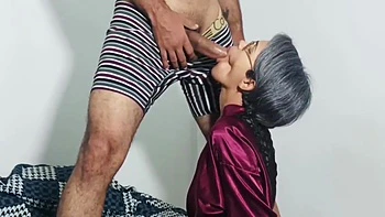 amateur,homemade,milf-big-ass,lingerie,booty-shake