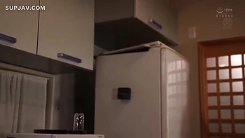 big-ass,massage-fuck,big-cock,japanese-massage,booty-shake