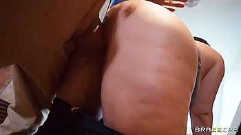 booty-shake,hooters,big-ass,brunette,milf-big-ass