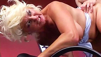 knockers,boobs,dick,chubby-mature,busty