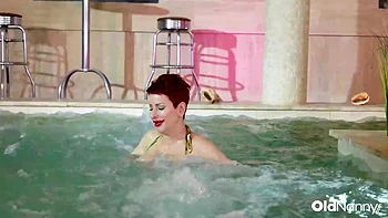 mature,masturbation,solo-female