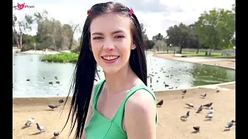 toilet,pov-point-of-view,dripping,blowjob,amateur