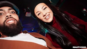 throat,public-sex,deepthroat,hd,public