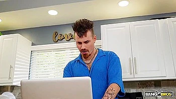 long-legged,tattoo,reality,blowjob,knockers