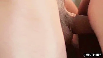 cunnilingus,veiny,teen-18,reverse-cowgirl,interracial