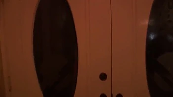 huge-tits,facial,milf,mom,veiny