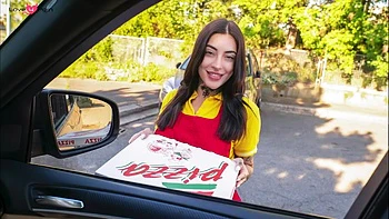 busty-amateur,mom,amateur-milf,pov,creampie