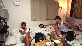 japanese-amateur,oriental,asian-teen-18,homemade,japanese