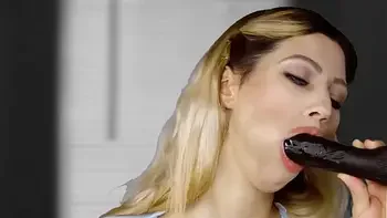 cosplay,cumshot,parody,pornstar,costume