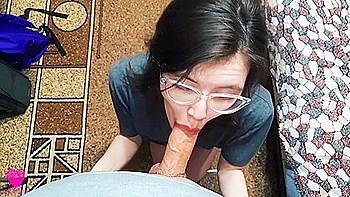 small-tits,booty-shake,booty,teens,young-18