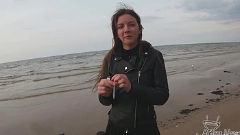 teens,lesbian,natural-tits,amateur,long-hair