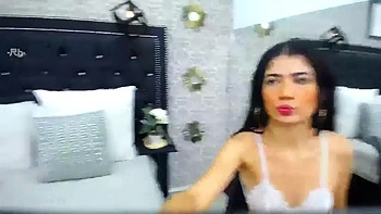 babes,sex-toys,striptease,solo,latina